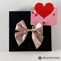 16 Mini Roses Jewelry Box with Heart Love Necklace Set