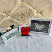 Heart Shaped Preserved Rose On Mirror Jewelry Box With Heart Love Necklace