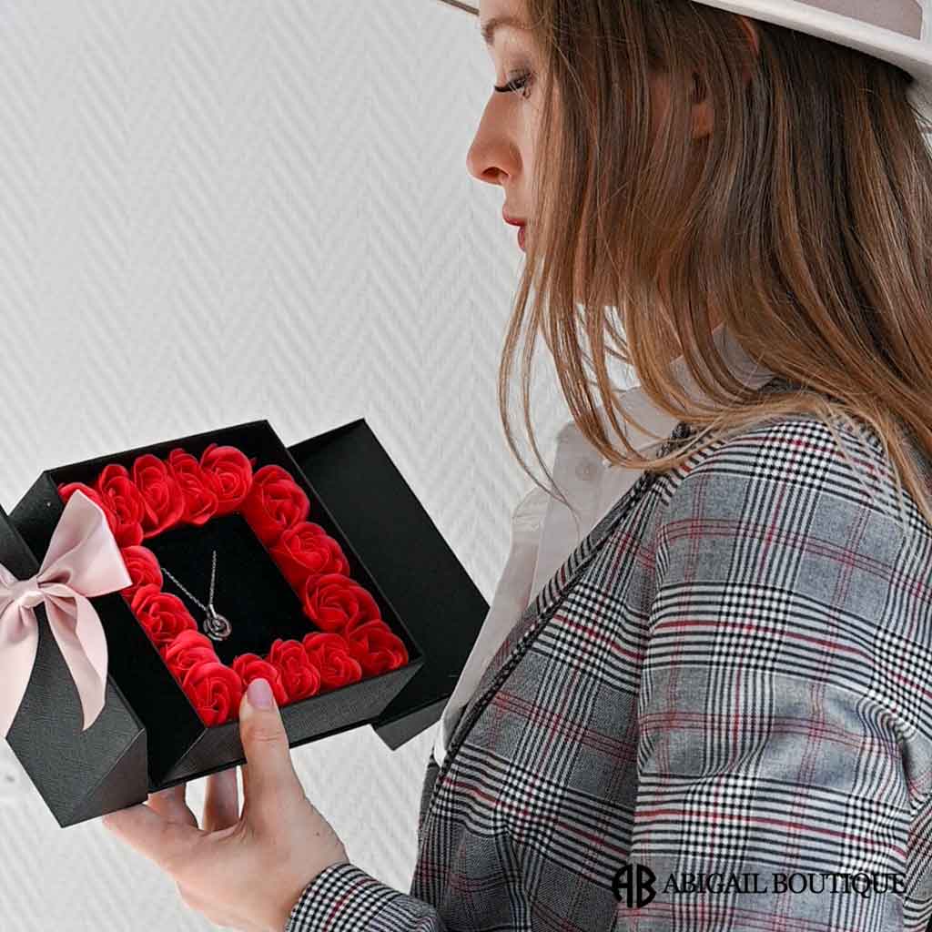 4-Leaf Clover Necklace & Rose Jewelry Box Set – Bits N Piece Co.