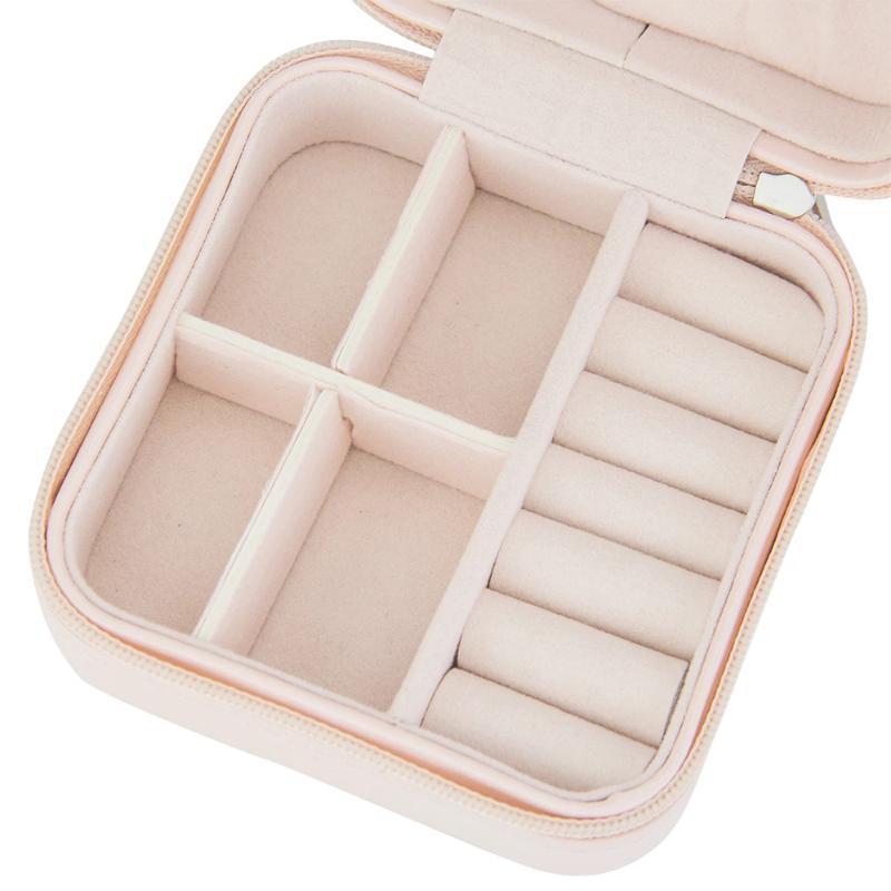 Travel Jewelry Organizer.