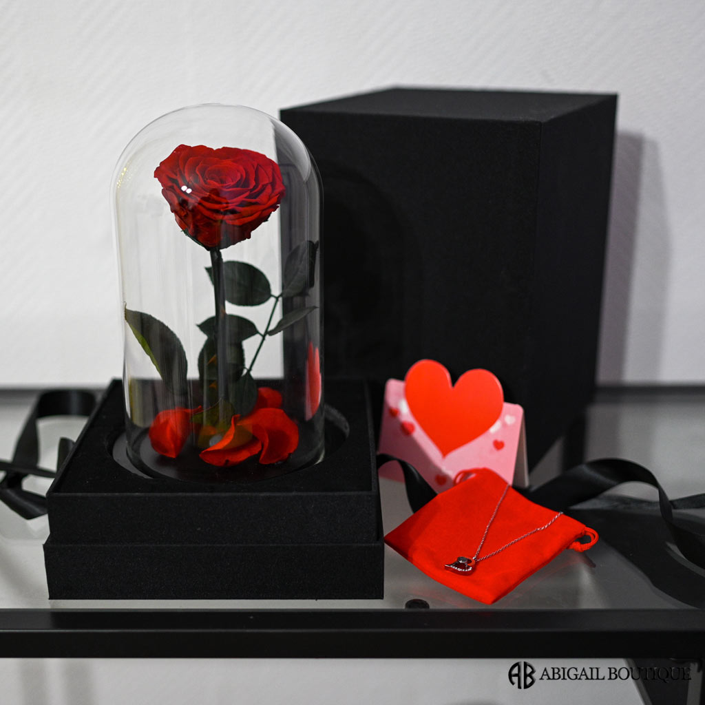 Heart Shape Preserved Rose In Glass Dome With Heart Love Necklace