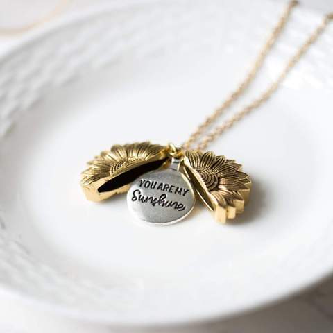 You Are My Sunshine Sunflower Necklace - Perfect Valentine's Day Gift –  OnlineProducts