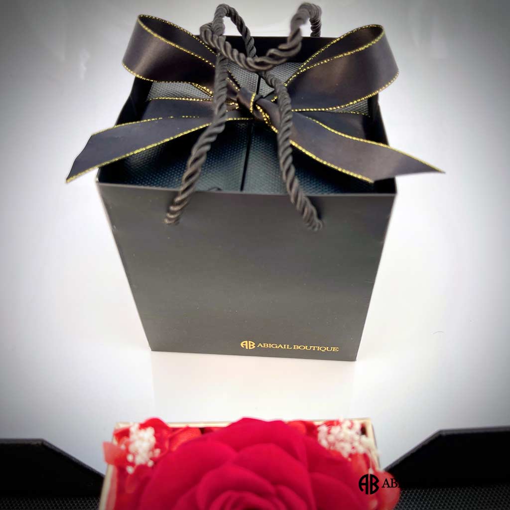 Heart Love Necklace With Preserved XL Red Rose Jewelry Box